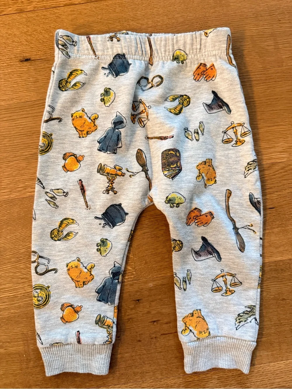 WIZARDING WORLD OF HARRY POTTER | Onesie and Pants Set